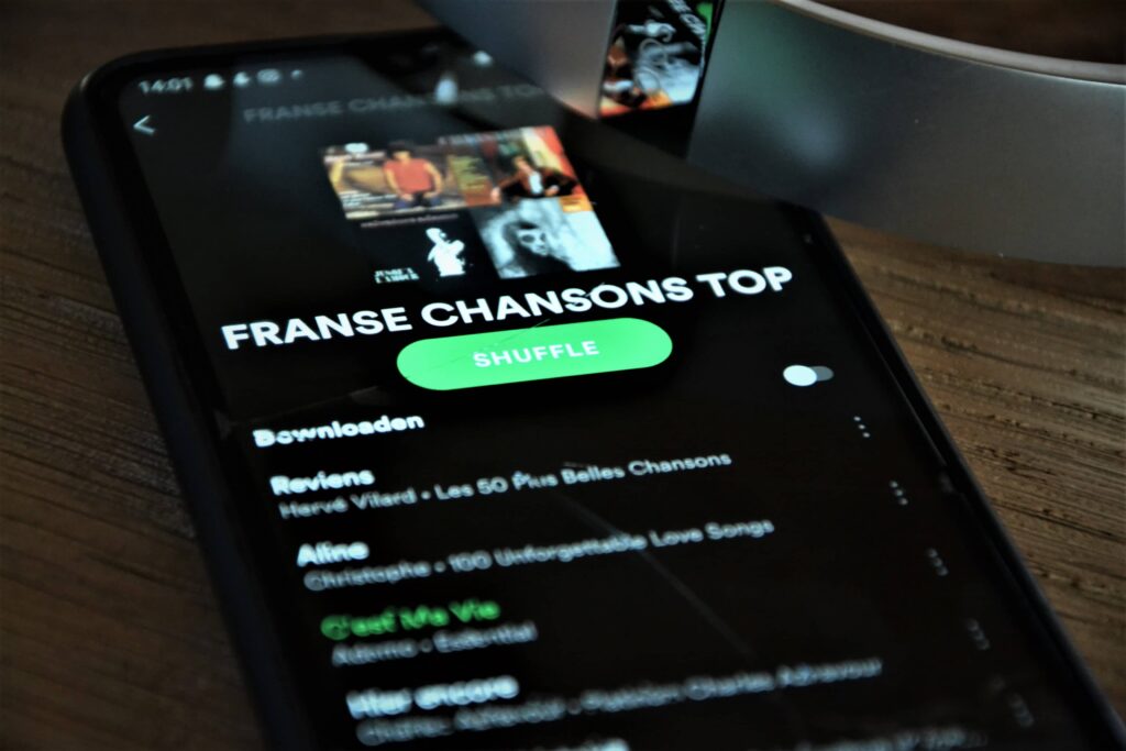 Spotify biedt verschillende afspeellijsten aan met verschillende soorten muziek.